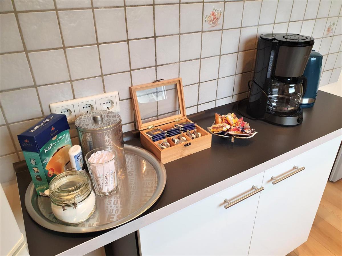 Bis 5 Personen, Parkplatz, Arbeitsplatz