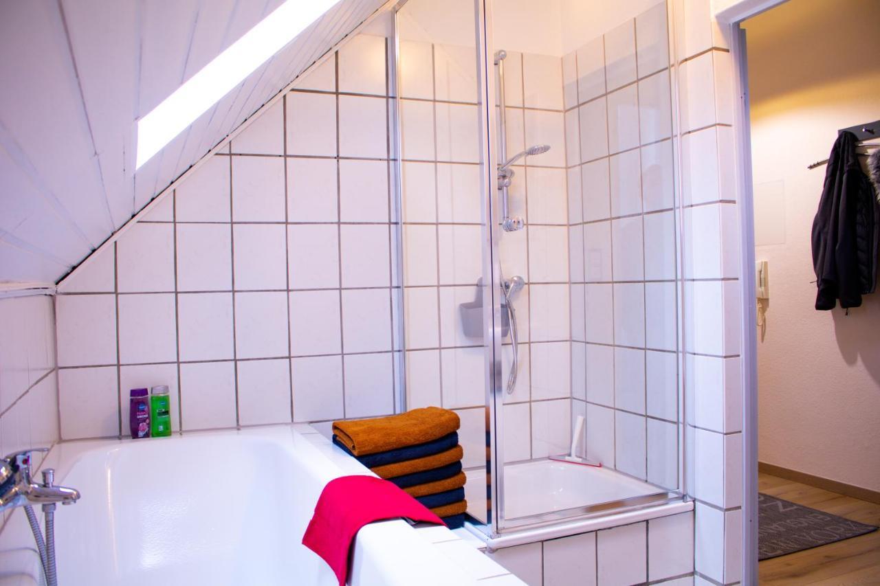 Apartment Bis 5 Personen, Parkplatz, Arbeitsplatz *